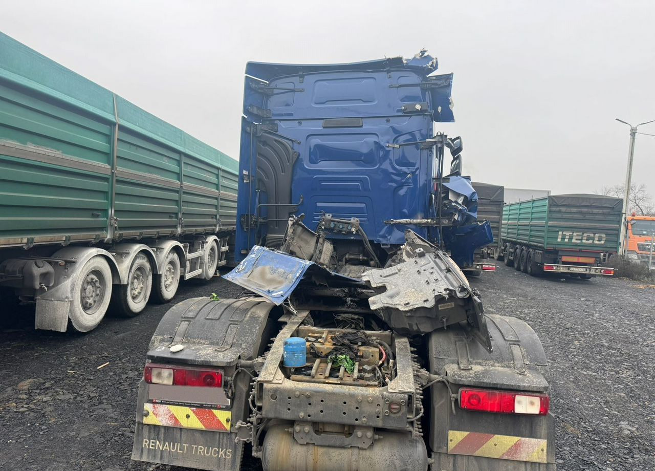 Renault T-Series - Тягач: фото 2 Renault T-Series - Тягач: фото 2