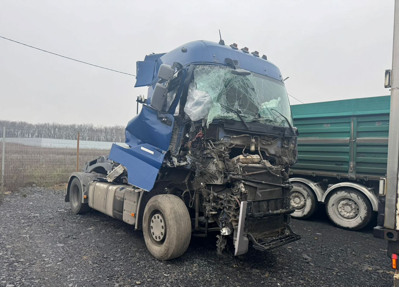 Renault T-Series - Тягач: фото 3 Renault T-Series - Тягач: фото 3