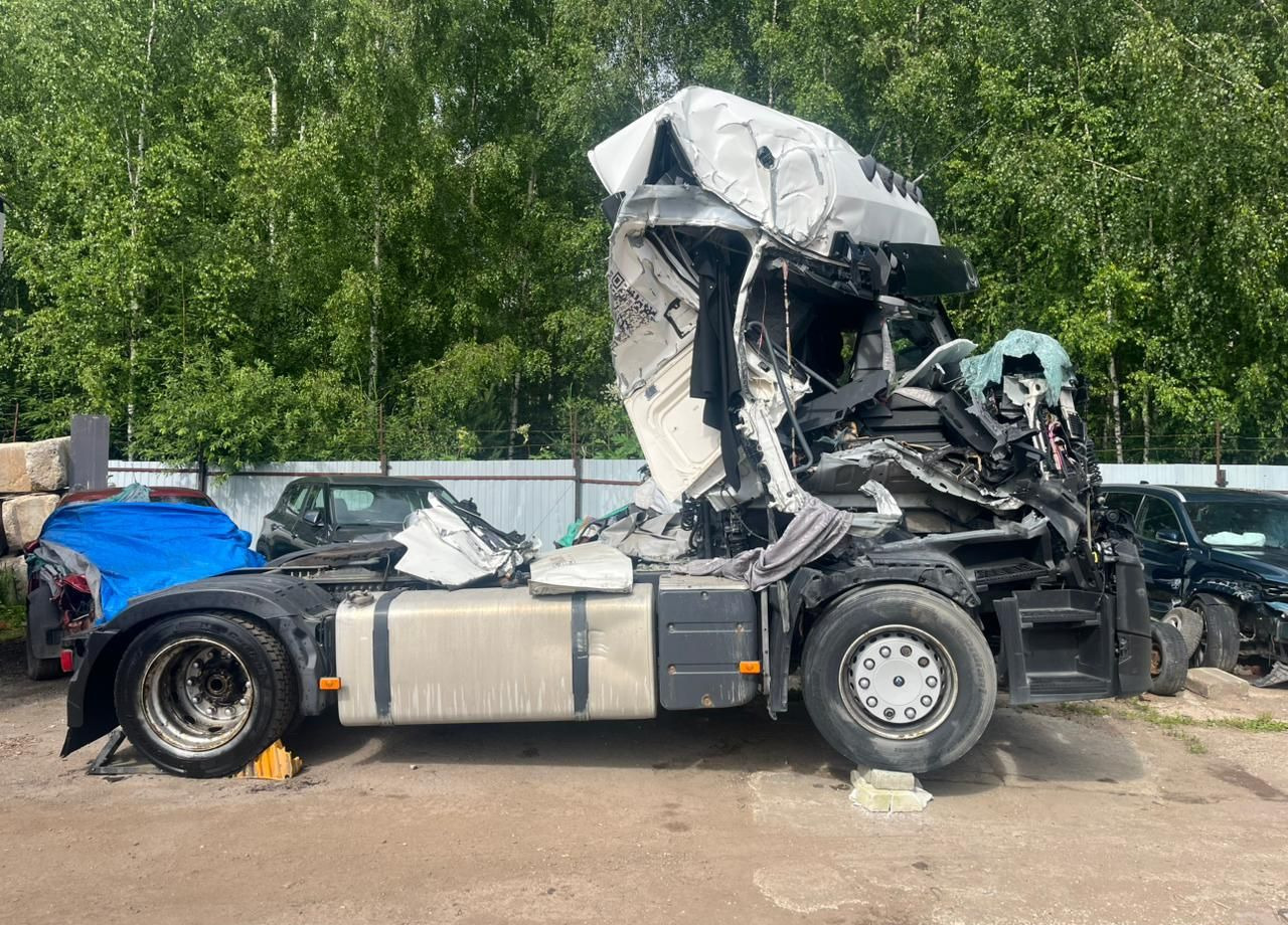 Renault T-Series - Тягач: фото 5 Renault T-Series - Тягач: фото 5