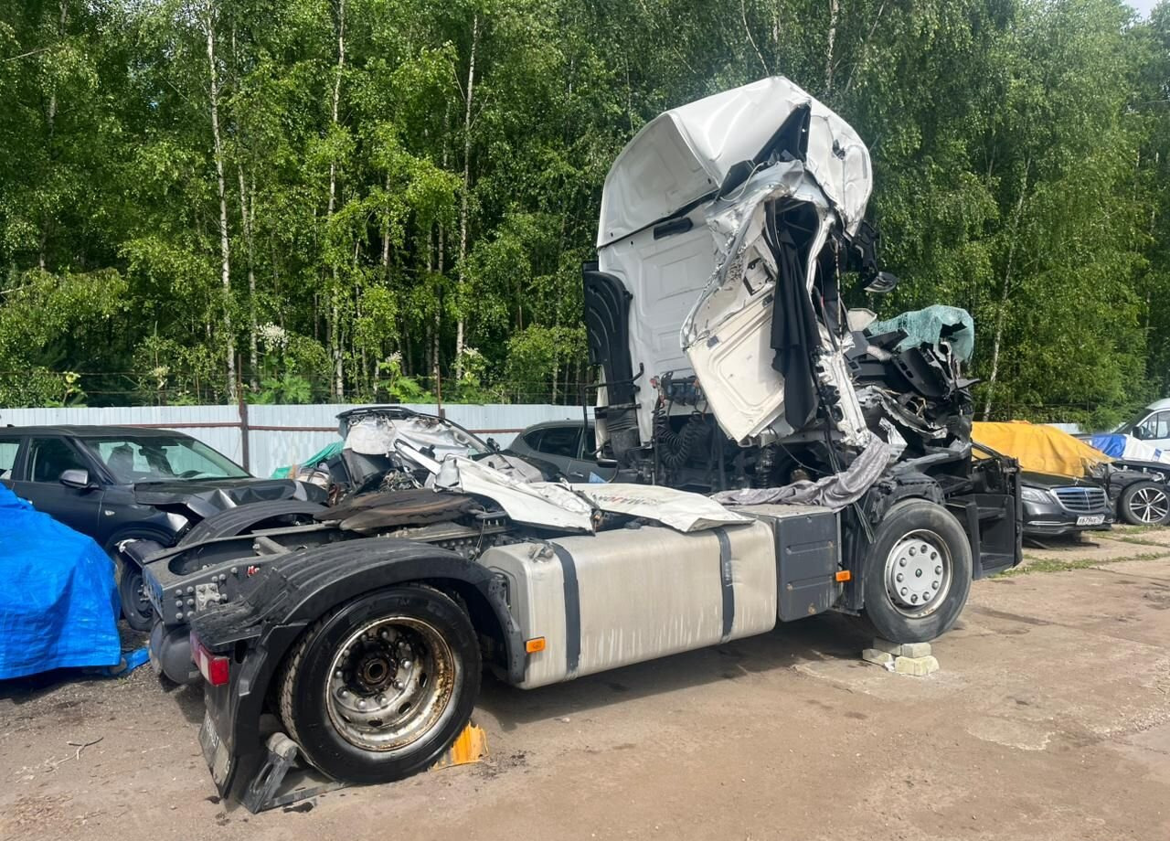 Renault T-Series - Тягач: фото 3 Renault T-Series - Тягач: фото 3