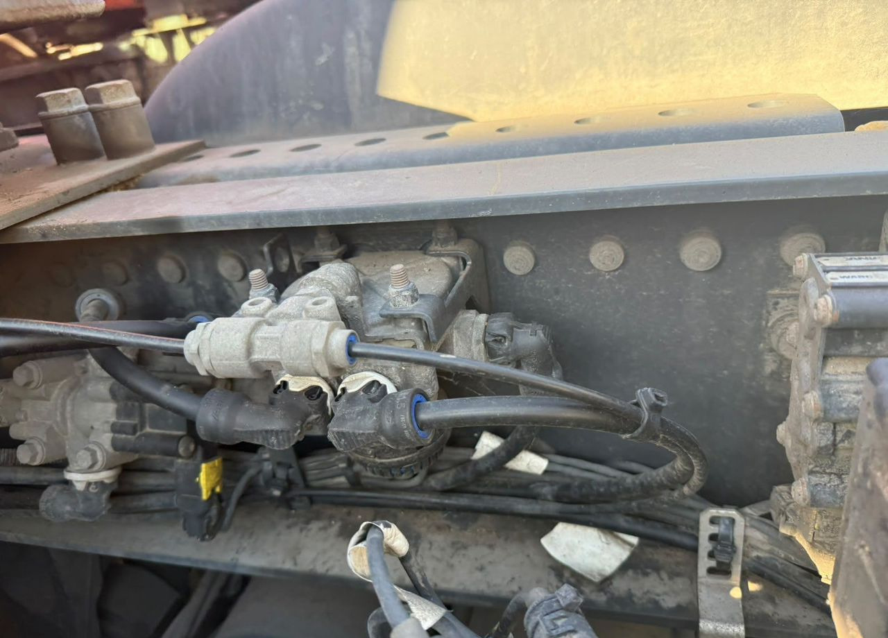Тягач Scania G: фото 25 Тягач Scania G: фото 25