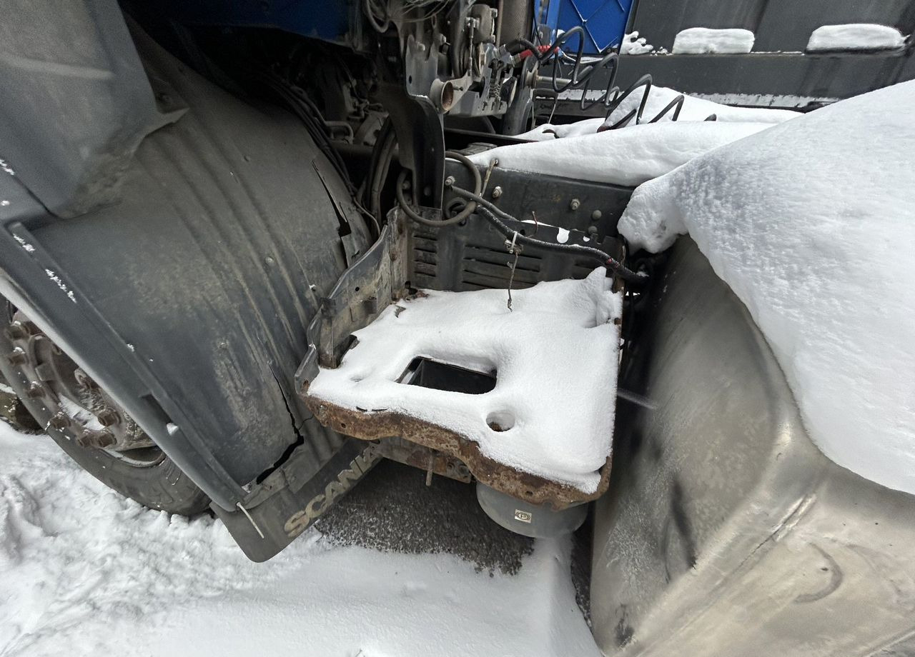 Тягач Scania P: фото 29