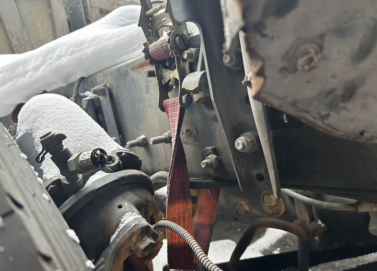 Тягач Scania P: фото 13