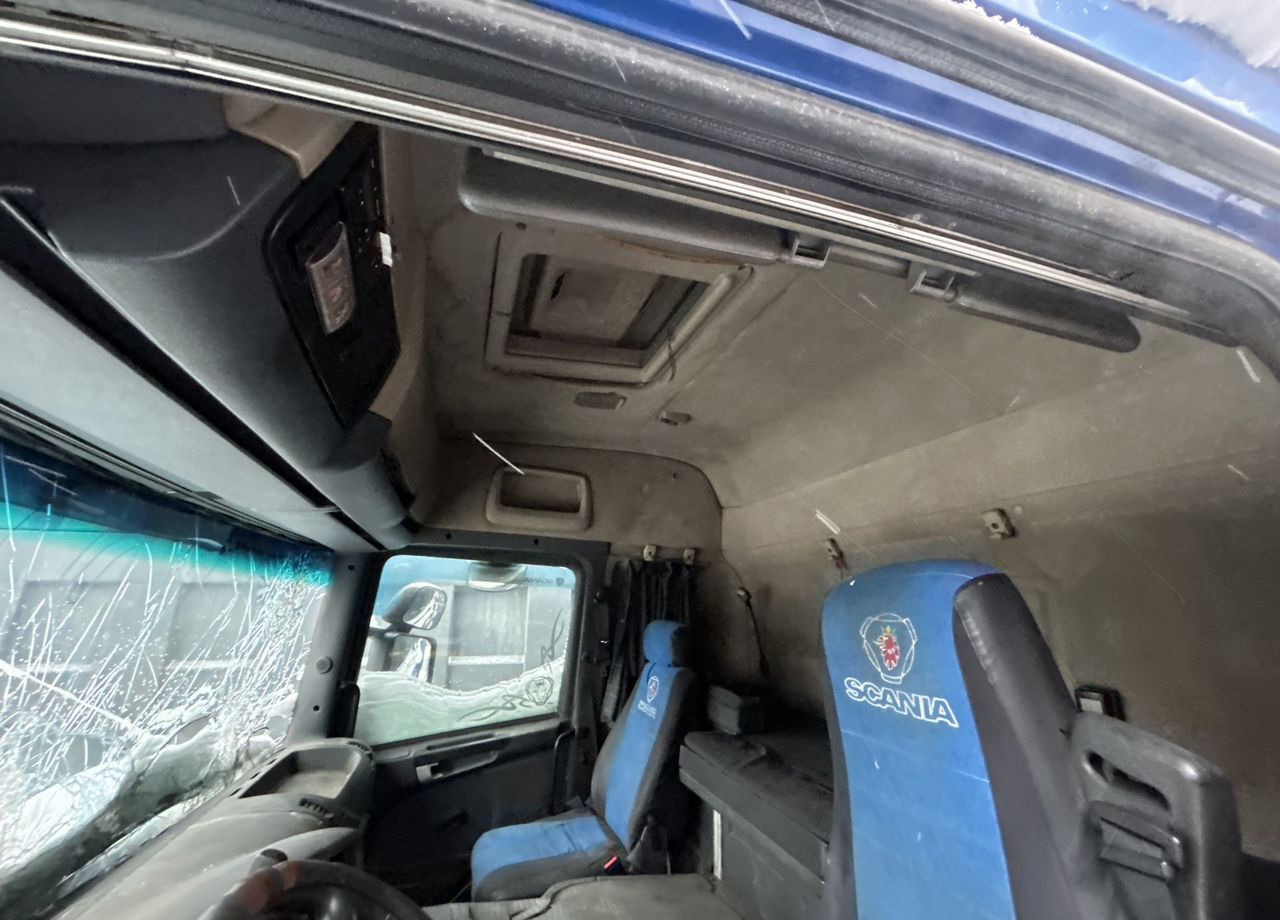 Тягач Scania P: фото 33