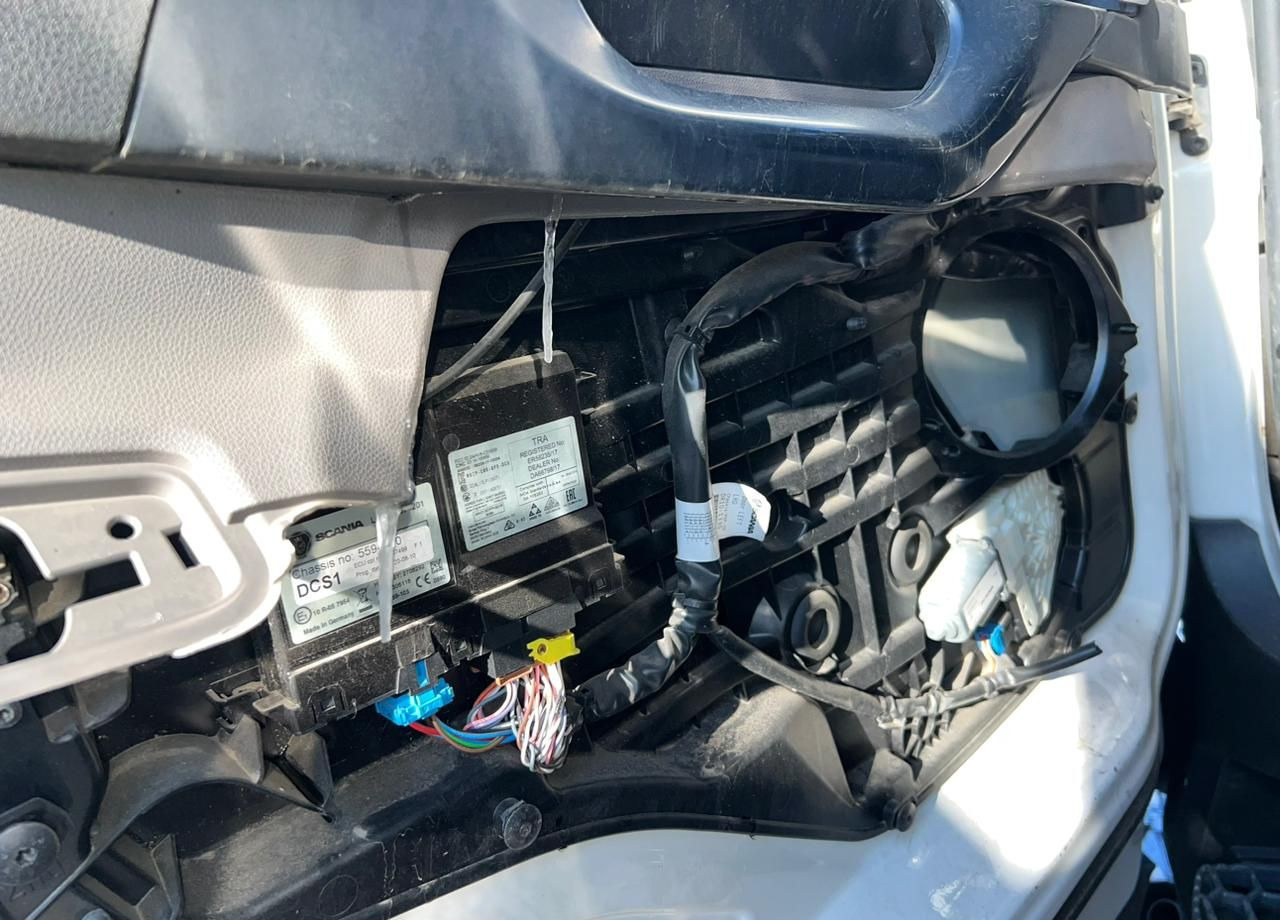 Тягач Scania R: фото 10