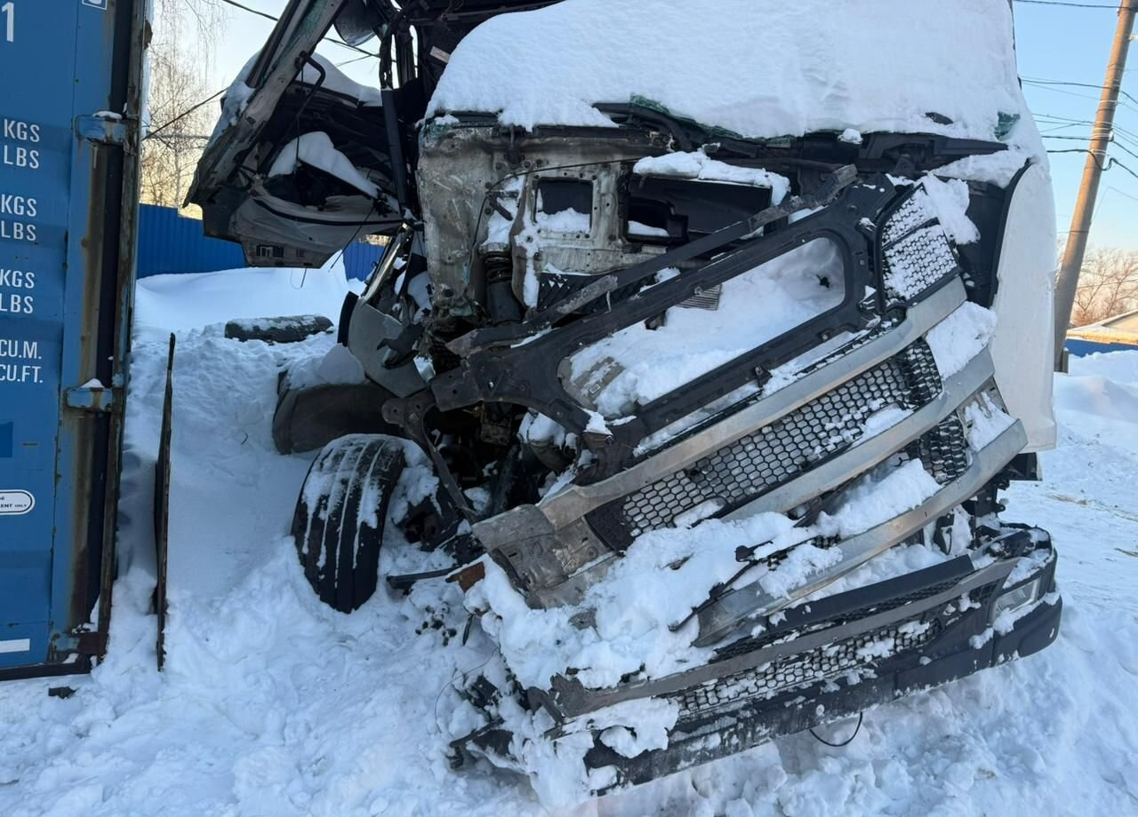 Тягач Scania R: фото 9