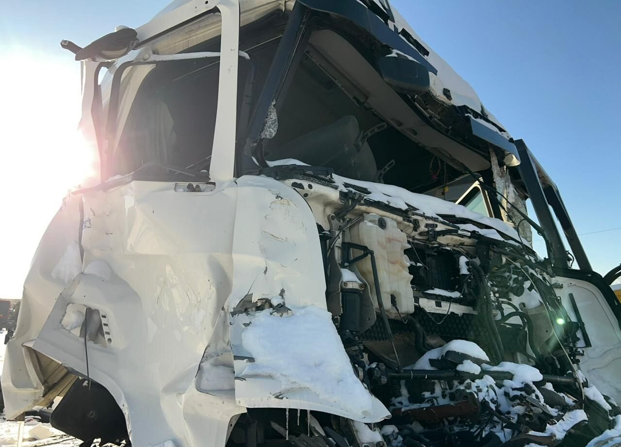 Тягач Scania R: фото 9