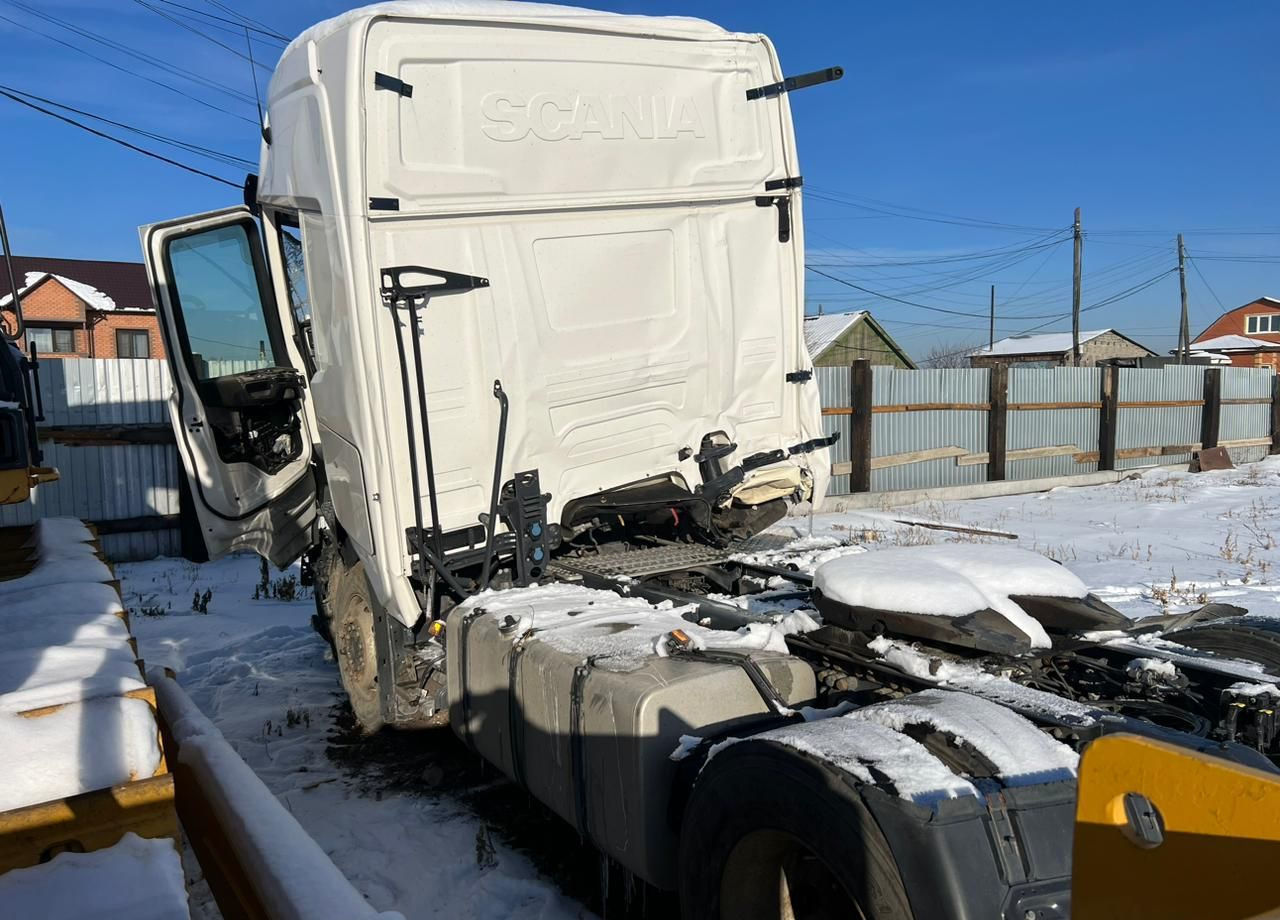 Тягач Scania R: фото 11