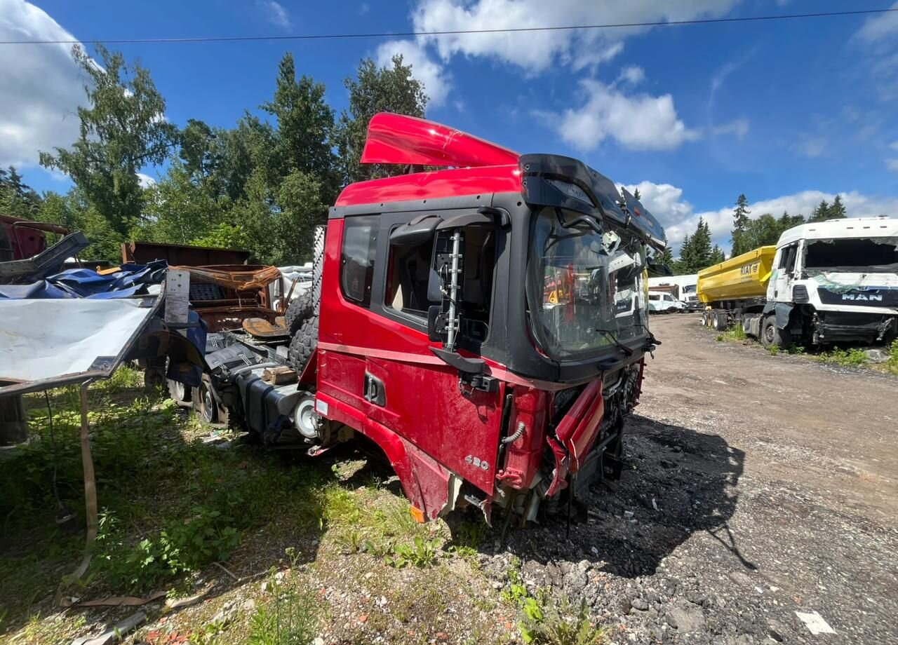 Тягач Shacman SX42586W385: фото 12
