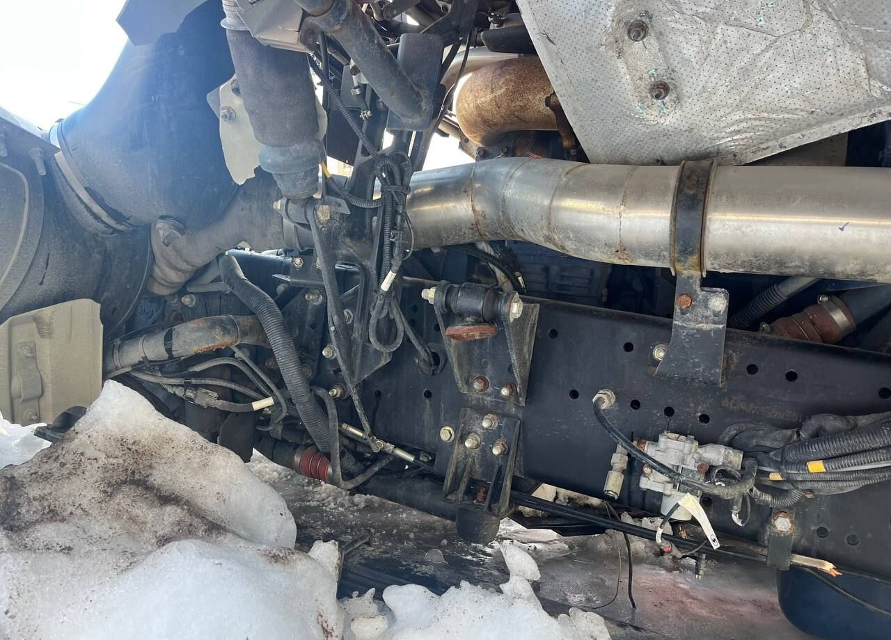 Тягач Shacman SX42586W385: фото 34