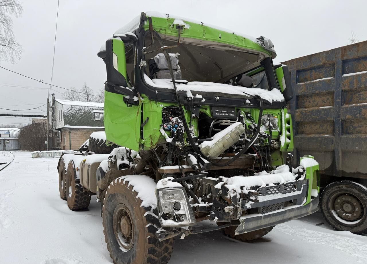 Тягач Shacman SX42586W385: фото 24