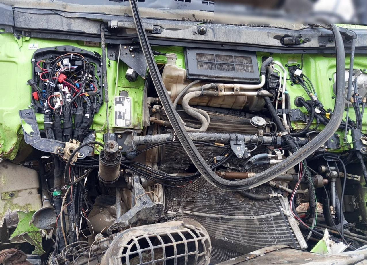 Тягач Shacman SX42586W385: фото 9