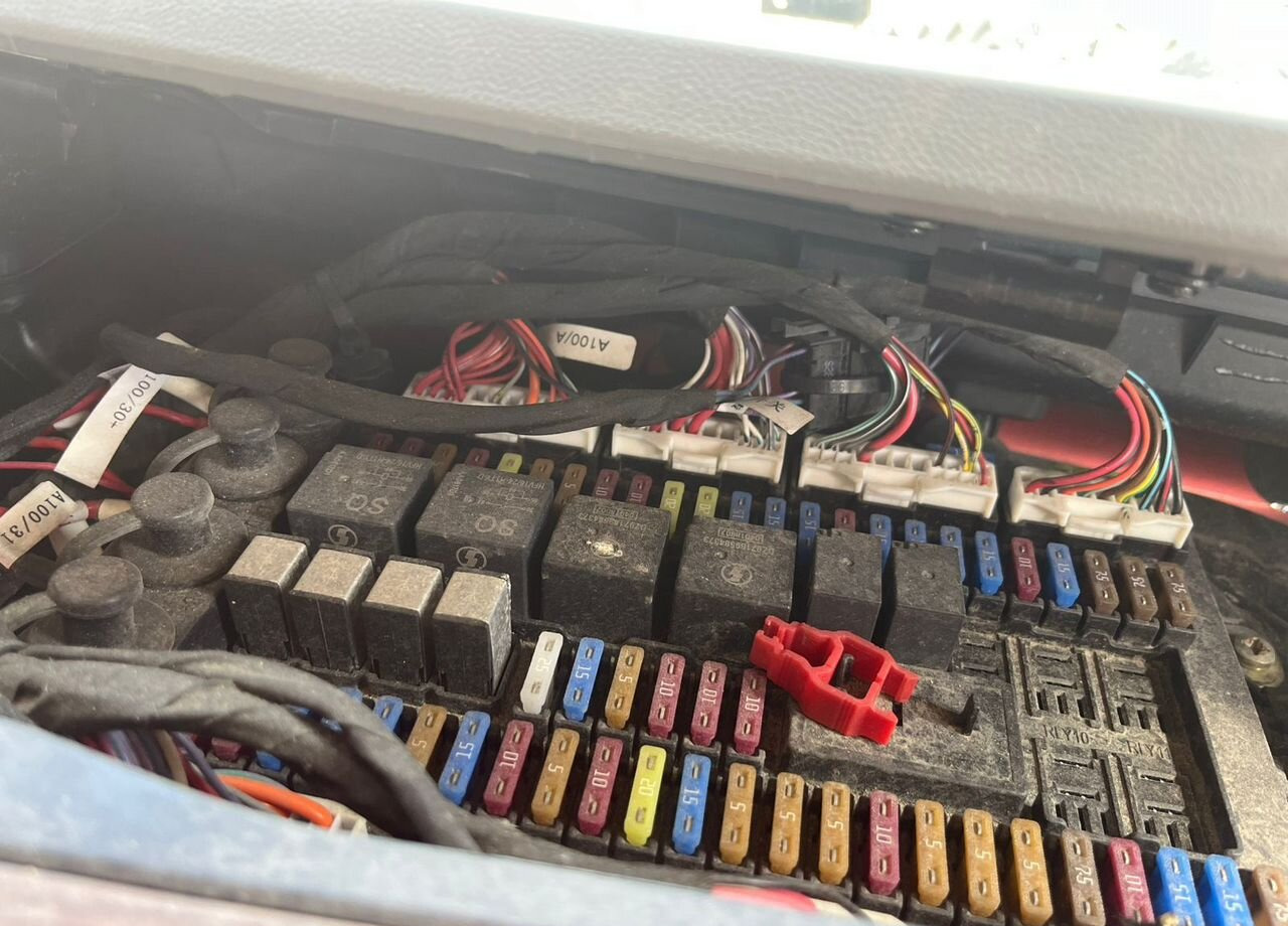 Тягач Shacman SX42586W385: фото 13
