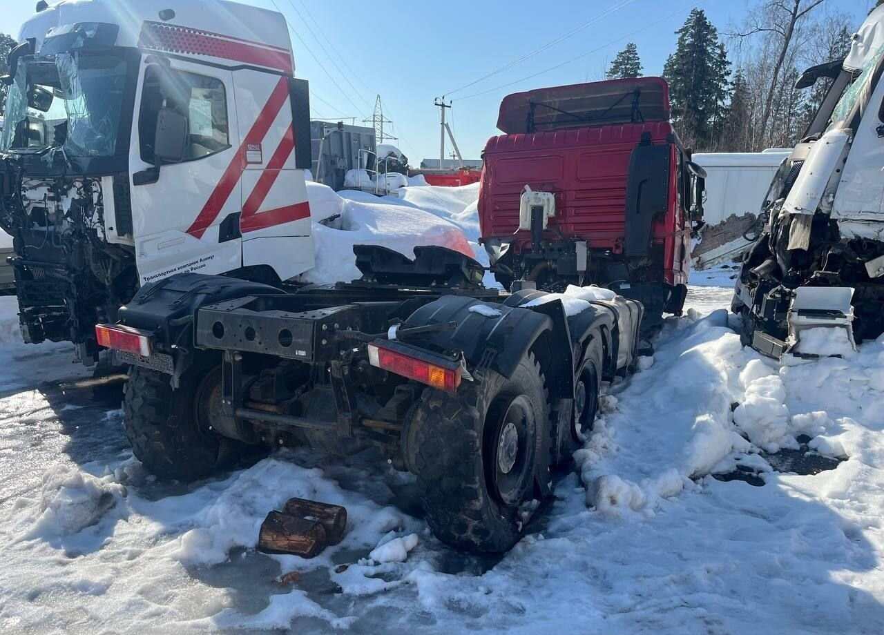 Тягач Shacman SX42586W385: фото 6