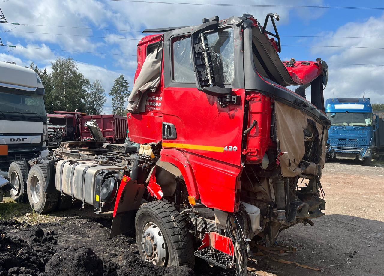 Shacman X3000 - Тягач: фото 2 Shacman X3000 - Тягач: фото 2