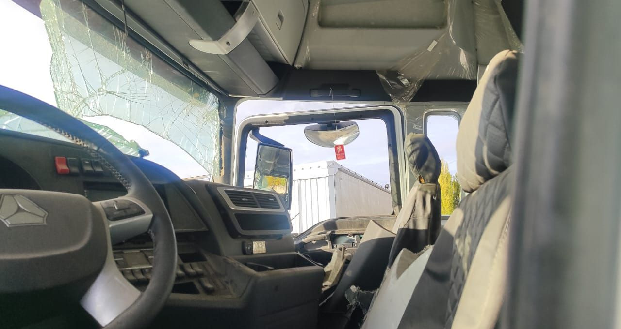 Тягач Sitrak C7H: фото 32