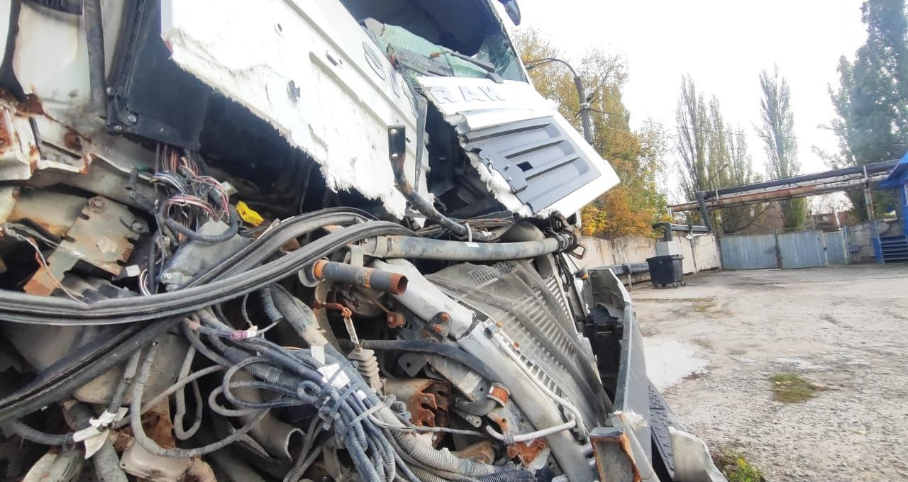 Тягач Sitrak C7H: фото 28