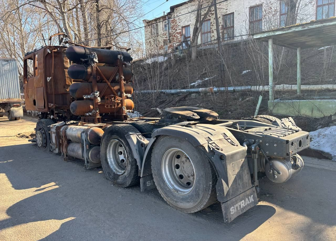 Sitrak C7H - Тягач: фото 3 Sitrak C7H - Тягач: фото 3