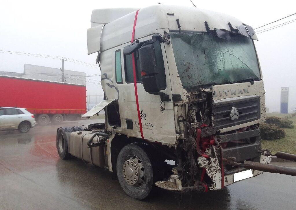 Sitrak C7H - Тягач: фото 2 Sitrak C7H - Тягач: фото 2