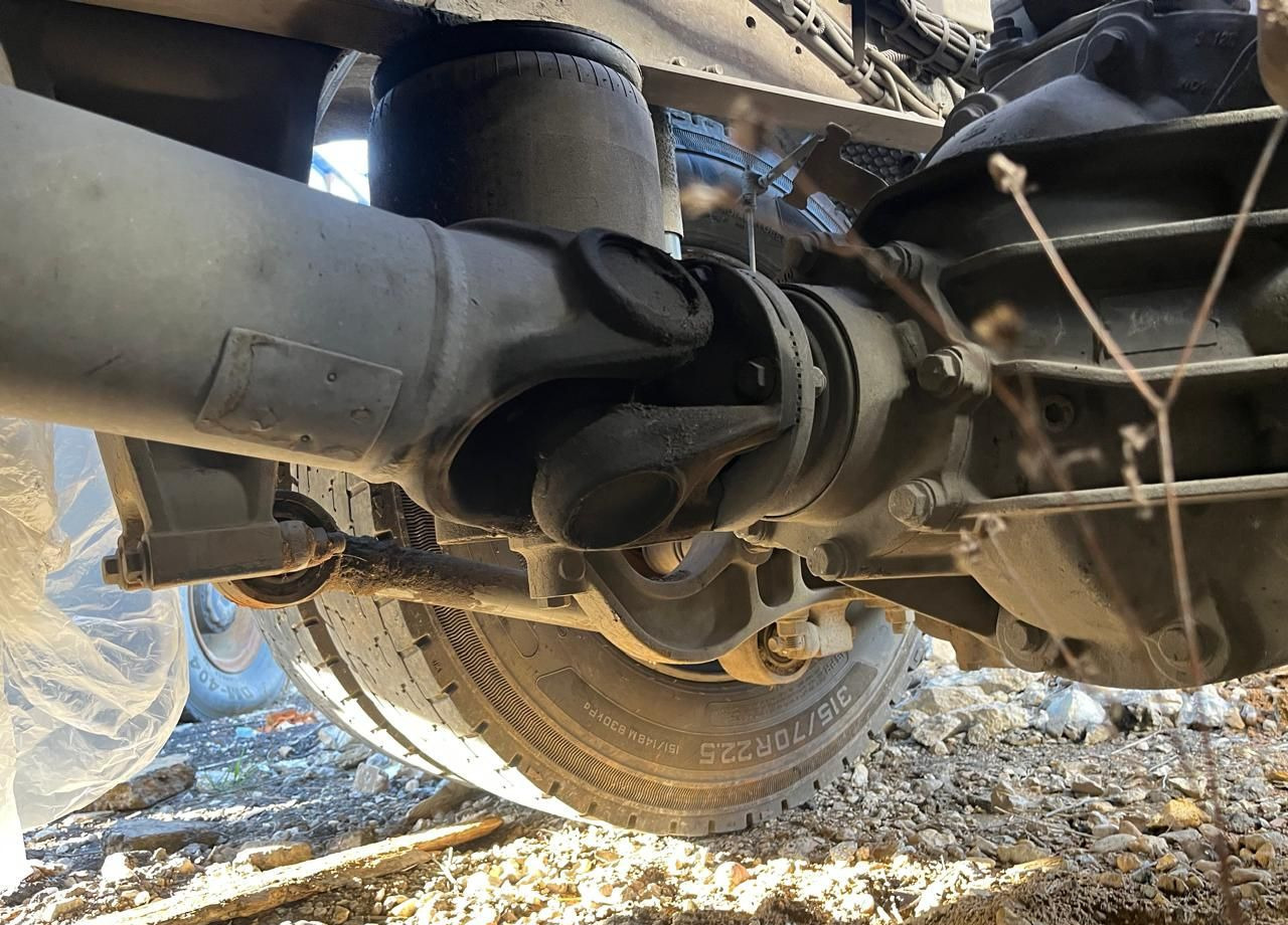 Тягач Sitrak C7H: фото 33