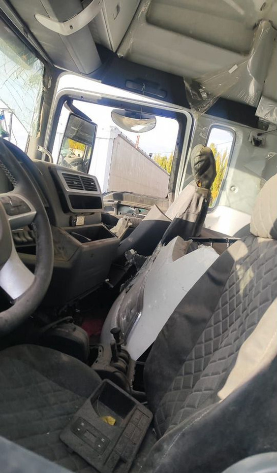 Тягач Sitrak C7H: фото 34