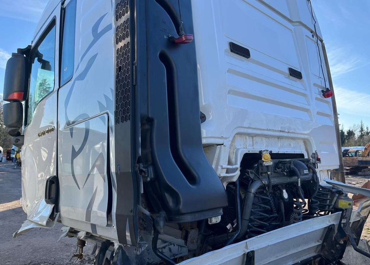 Тягач Sitrak C7H: фото 18