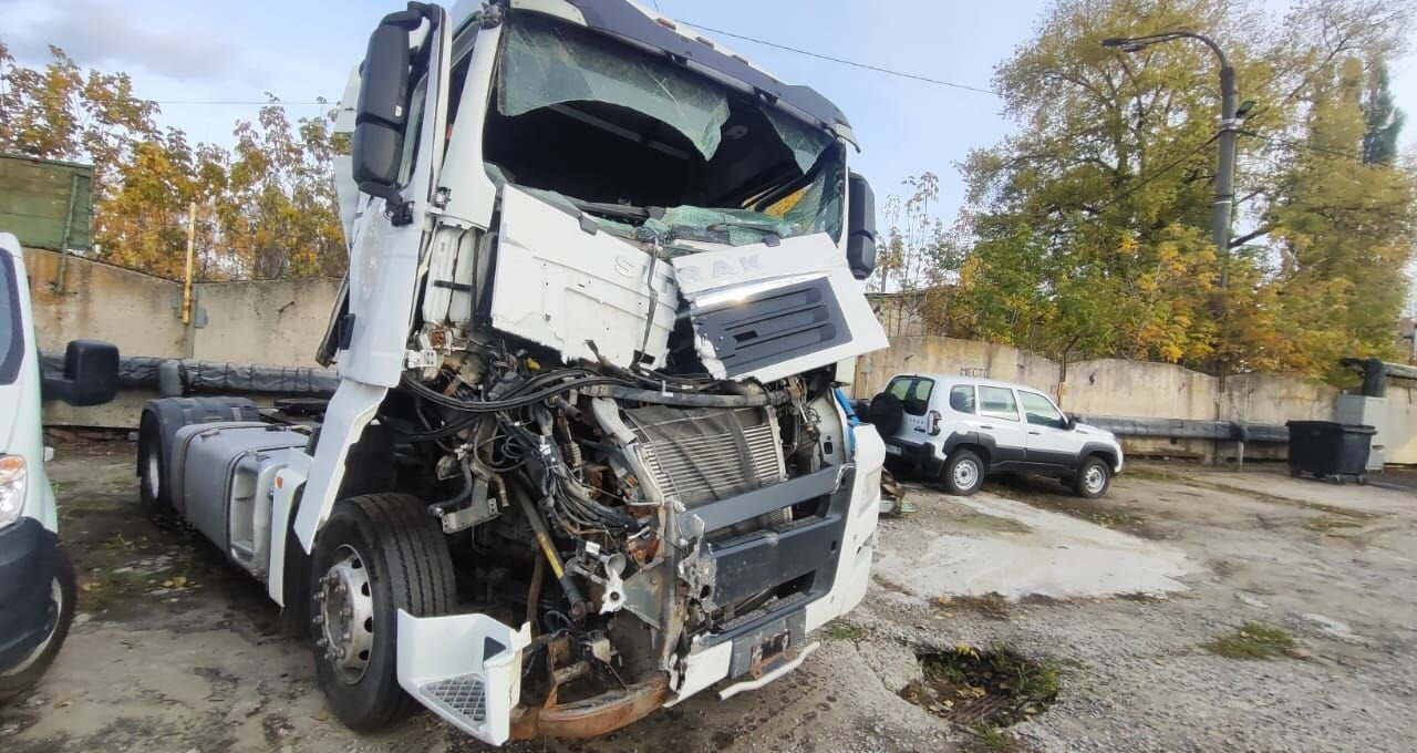 Sitrak C7H - Тягач: фото 2 Sitrak C7H - Тягач: фото 2