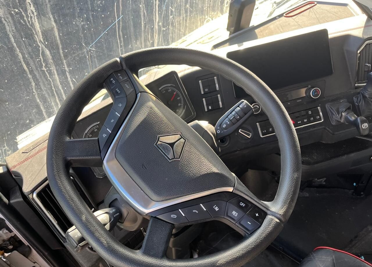 Тягач Sitrak C7H: фото 20