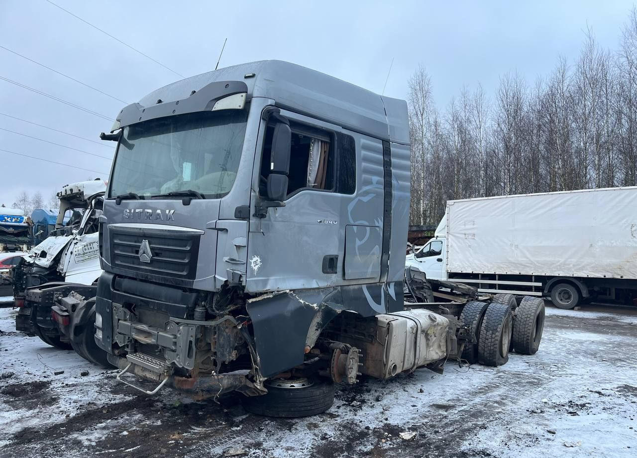 Sitrak C7H - Тягач: фото 1 Sitrak C7H - Тягач: фото 1