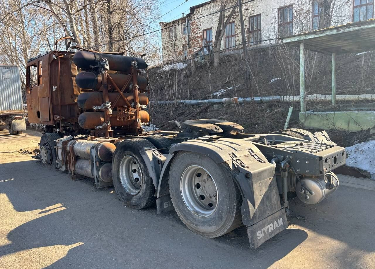 Sitrak C7H - Тягач: фото 3 Sitrak C7H - Тягач: фото 3