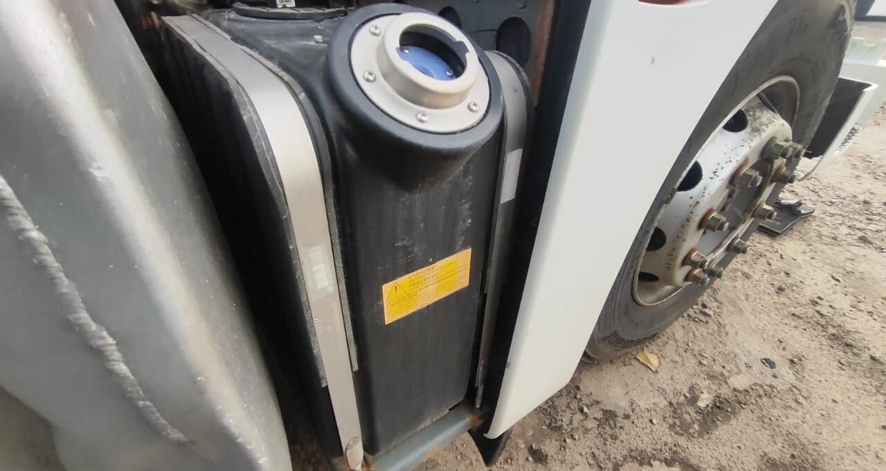 Тягач Sitrak C7H: фото 23