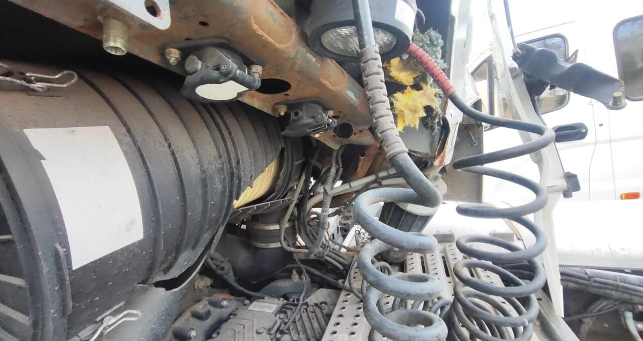 Тягач Sitrak C7H: фото 11