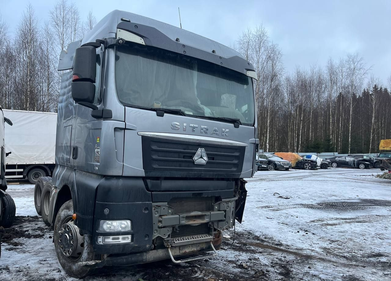 Sitrak C7H - Тягач: фото 4 Sitrak C7H - Тягач: фото 4