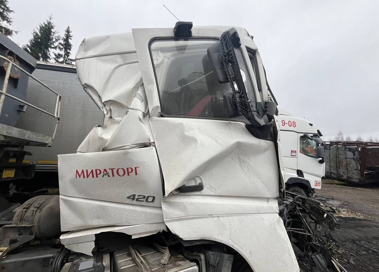 Volvo FH - Тягач: фото 5 Volvo FH - Тягач: фото 5