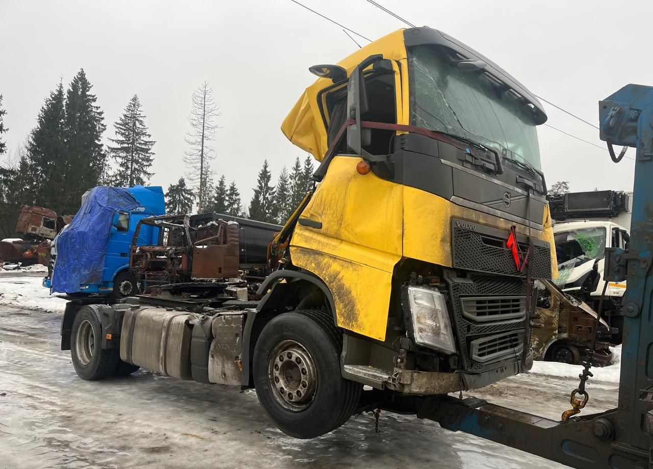 Тягач Volvo FH: фото 6