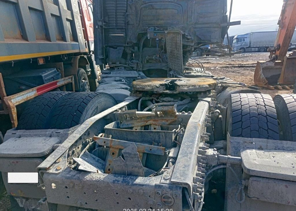 Тягач Volvo FH: фото 40