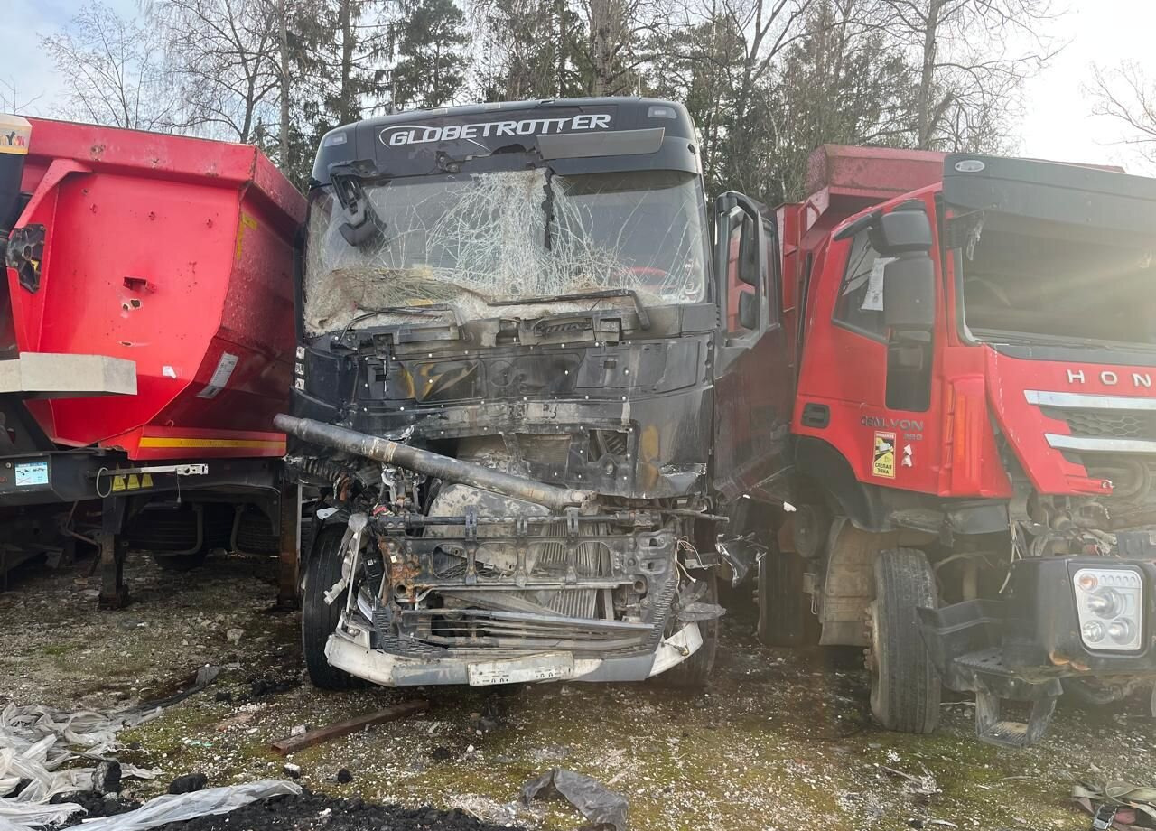 Volvo FH - Тягач: фото 1 Volvo FH - Тягач: фото 1