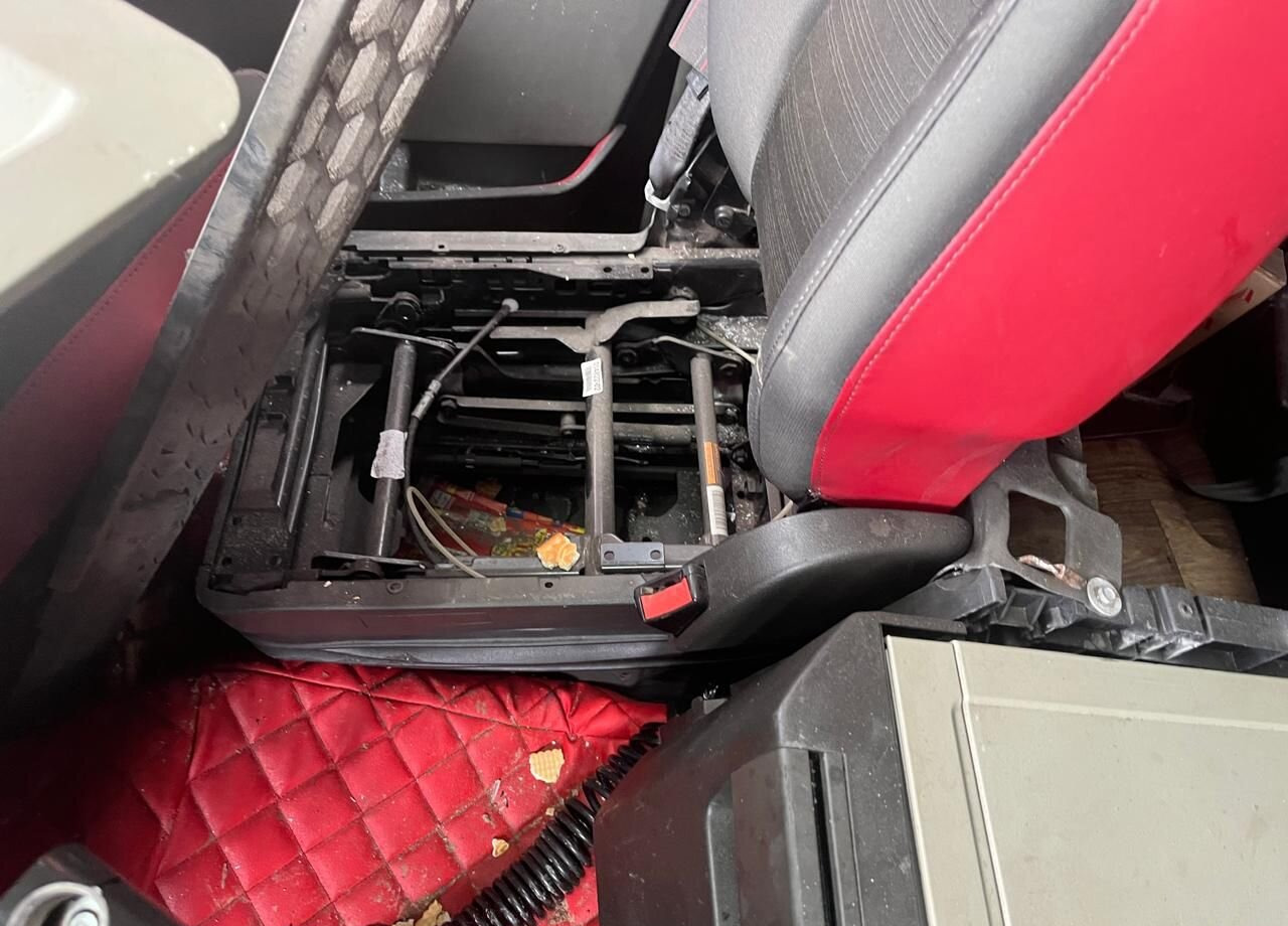 Тягач Volvo FH: фото 15