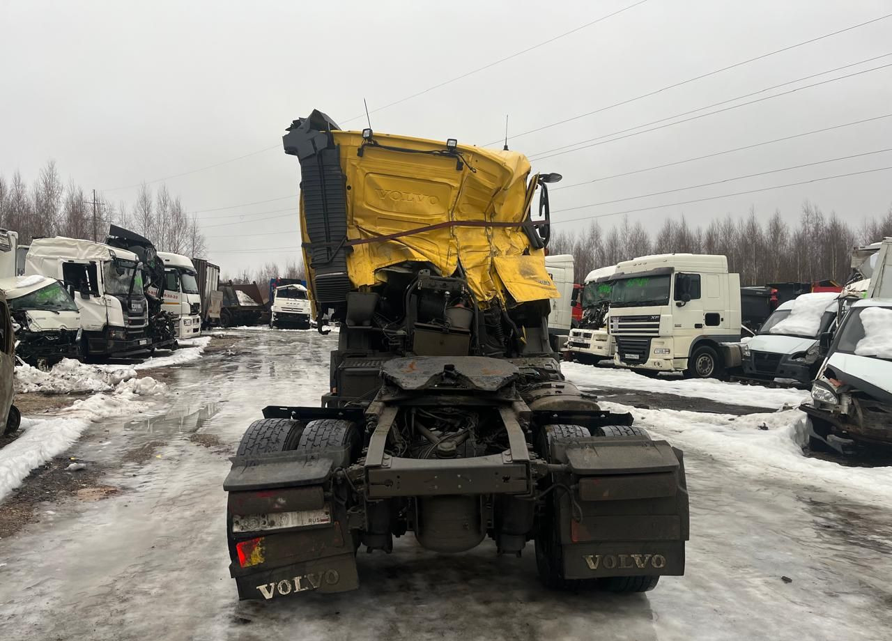 Тягач Volvo FH: фото 10