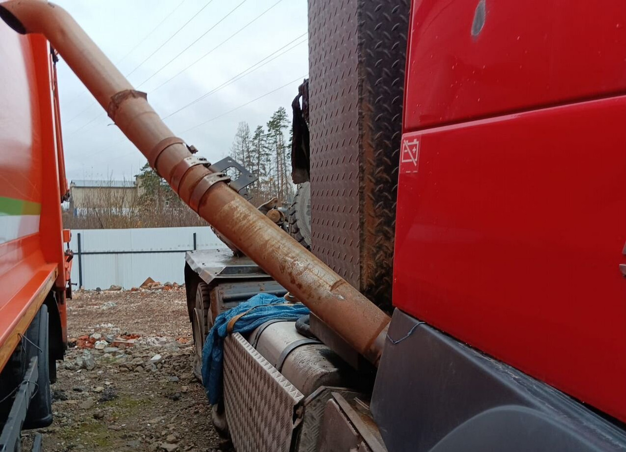 Тягач Volvo FM: фото 33
