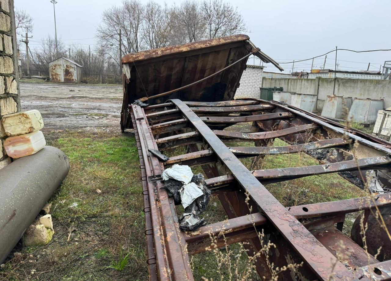 Тентованный полуприцеп UAT SCFG 9226.01: фото 23