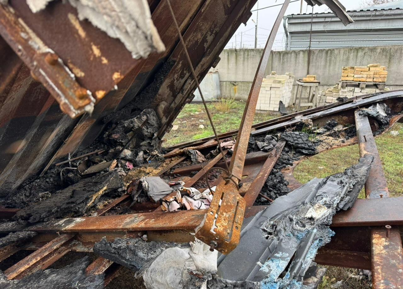 Тентованный полуприцеп UAT SCFG 9226.01: фото 31