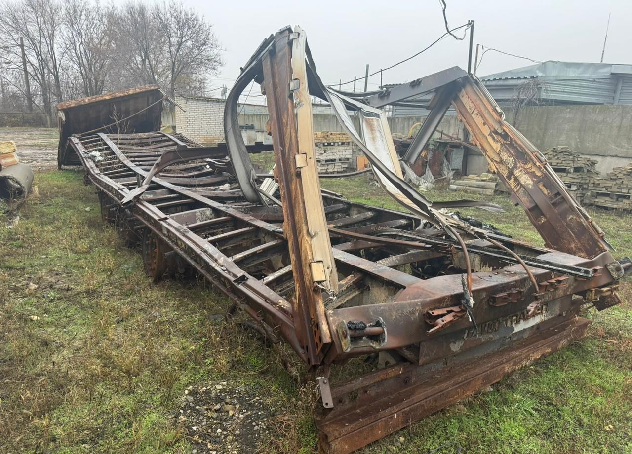 Тентованный полуприцеп UAT SCFG 9226.01: фото 7