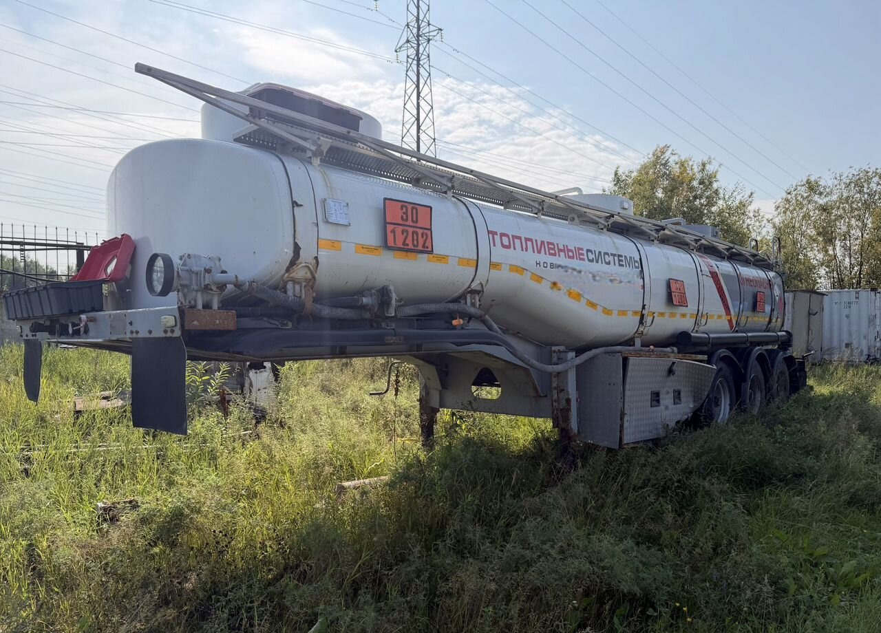 УралСпецТранс 946515-A1-03 - Полуприцеп-цистерна: фото 4 УралСпецТранс 946515-A1-03 - Полуприцеп-цистерна: фото 4