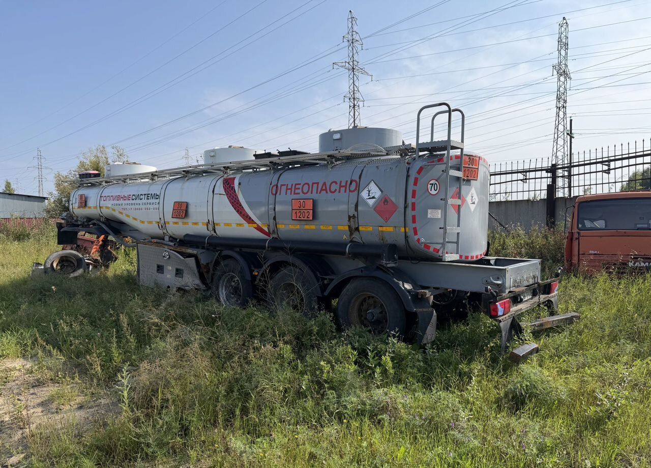 УралСпецТранс 946515-A1-03 - Полуприцеп-цистерна: фото 2 УралСпецТранс 946515-A1-03 - Полуприцеп-цистерна: фото 2