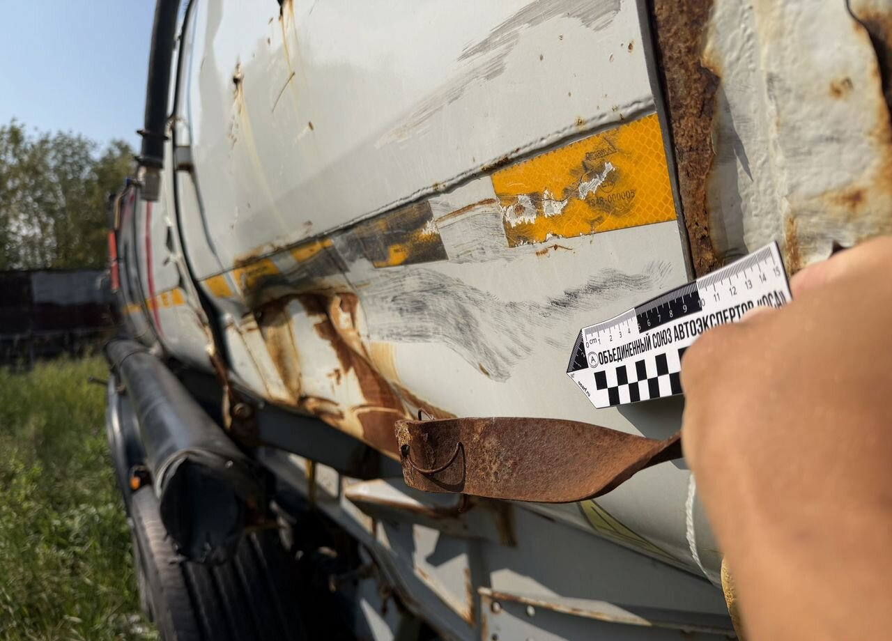 Полуприцеп-цистерна УралСпецТранс 946515-A1-03: фото 20 Полуприцеп-цистерна УралСпецТранс 946515-A1-03: фото 20