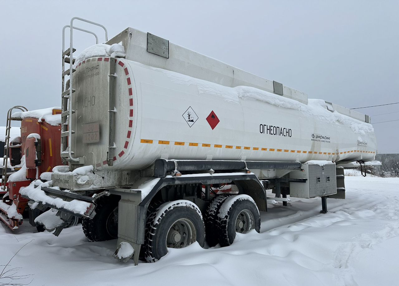 УралСпецТранс 94657L-A2-06 - Полуприцеп-цистерна: фото 3 УралСпецТранс 94657L-A2-06 - Полуприцеп-цистерна: фото 3