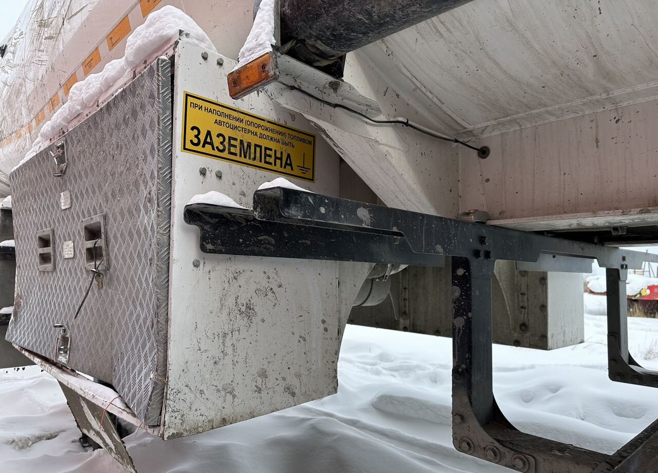 Полуприцеп-цистерна УралСпецТранс 94657L-A2-06: фото 16