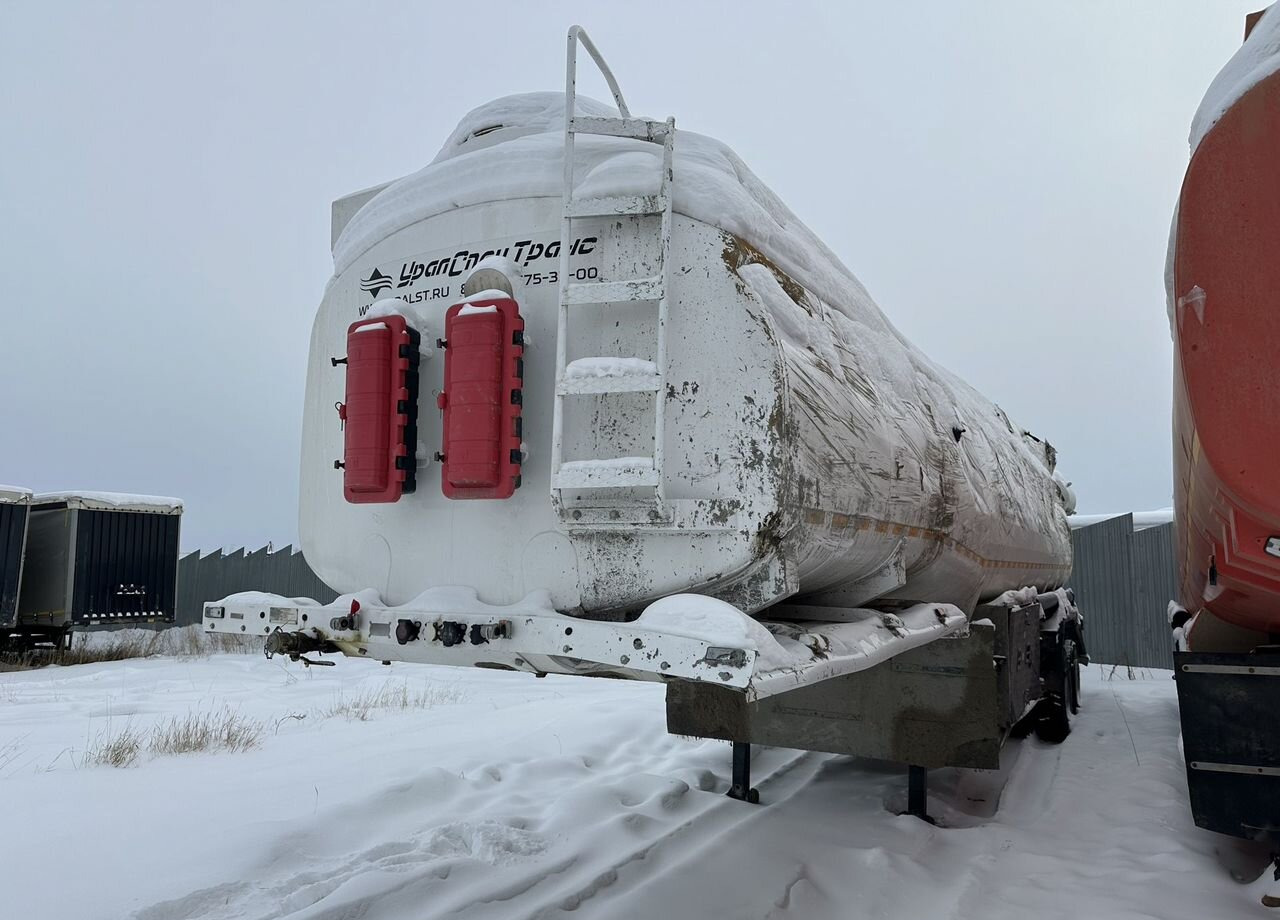 УралСпецТранс 94657L-A2-06 - Полуприцеп-цистерна: фото 2 УралСпецТранс 94657L-A2-06 - Полуприцеп-цистерна: фото 2