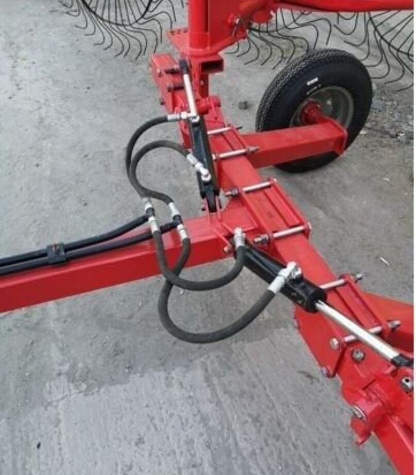 Magnus ГВВ-6М - Сеноворошилка: фото 1 Magnus ГВВ-6М - Сеноворошилка: фото 1